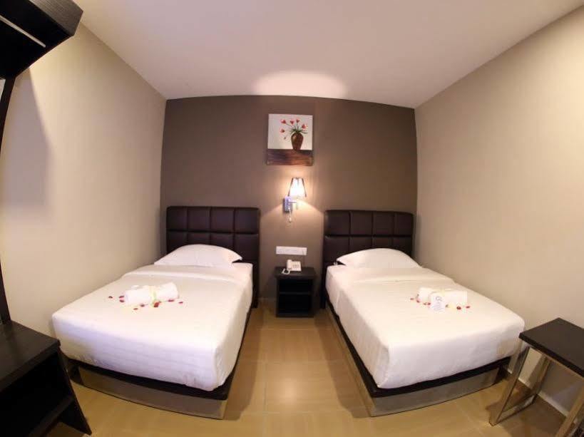 Gl Hotel Keluang Zewnętrze zdjęcie